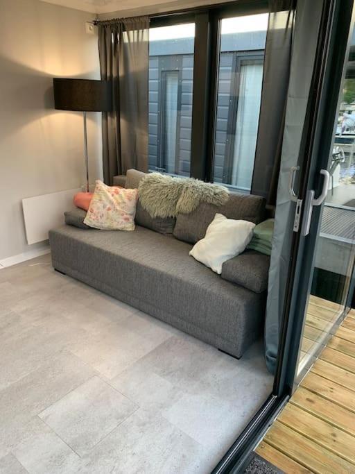 Apartmán Unique New Houseboat Moored 4 Zwartsluis Exteriér fotografie